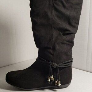 - RAMPAGE MIDNIGHT BOOTS - NEW IN BOX  SIZE 5